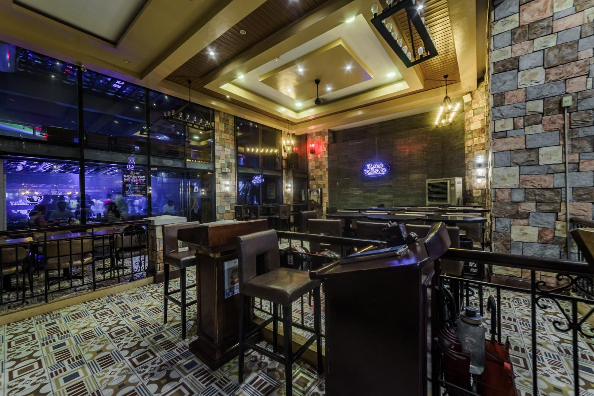 נגה Villa Caceres Hotel מראה חיצוני תמונה