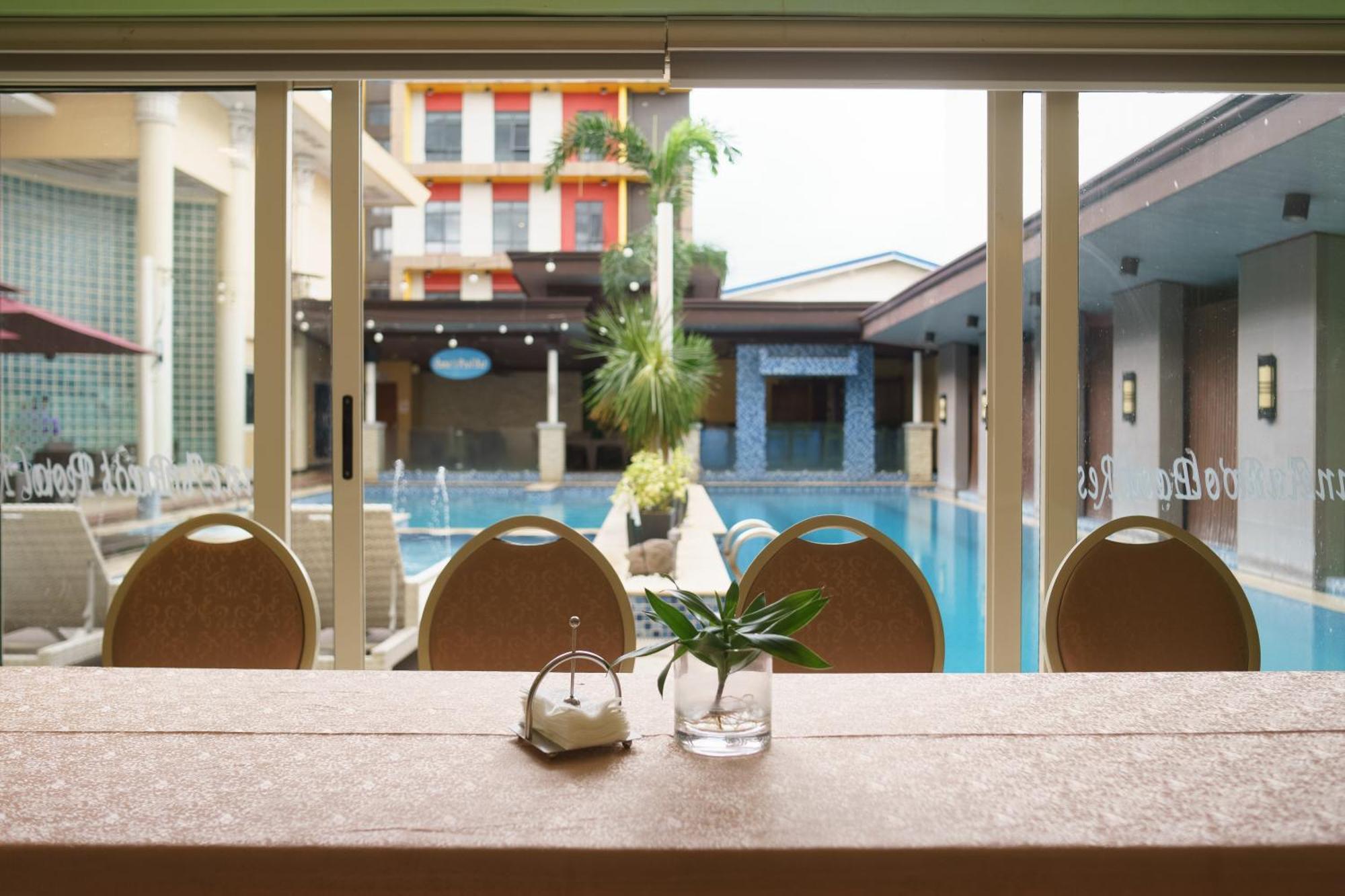 נגה Villa Caceres Hotel מראה חיצוני תמונה