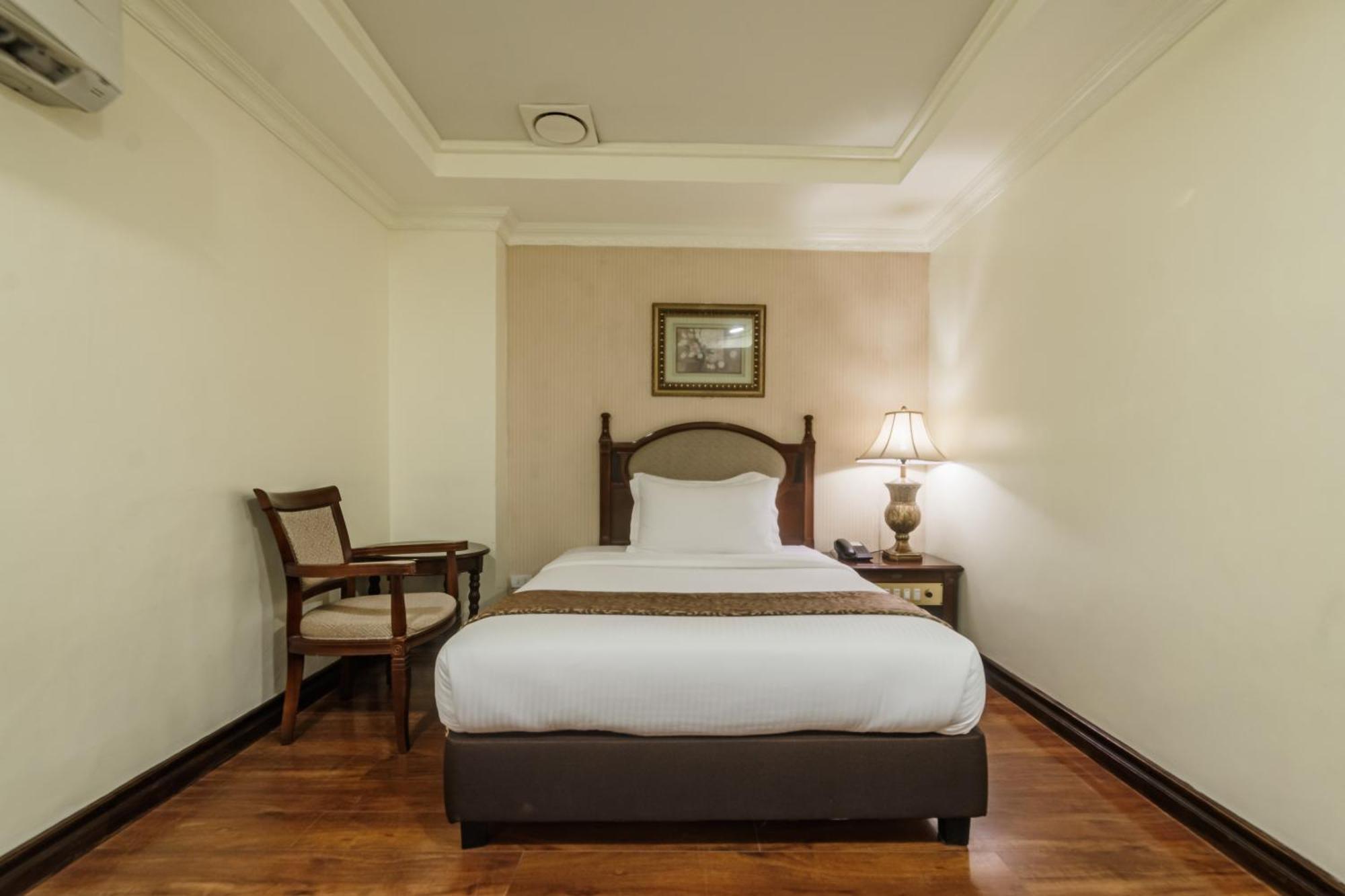נגה Villa Caceres Hotel מראה חיצוני תמונה