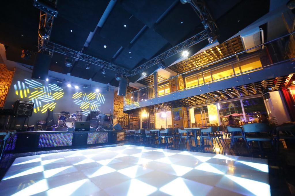 נגה Villa Caceres Hotel מראה חיצוני תמונה